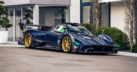 2021 pagani zonda.